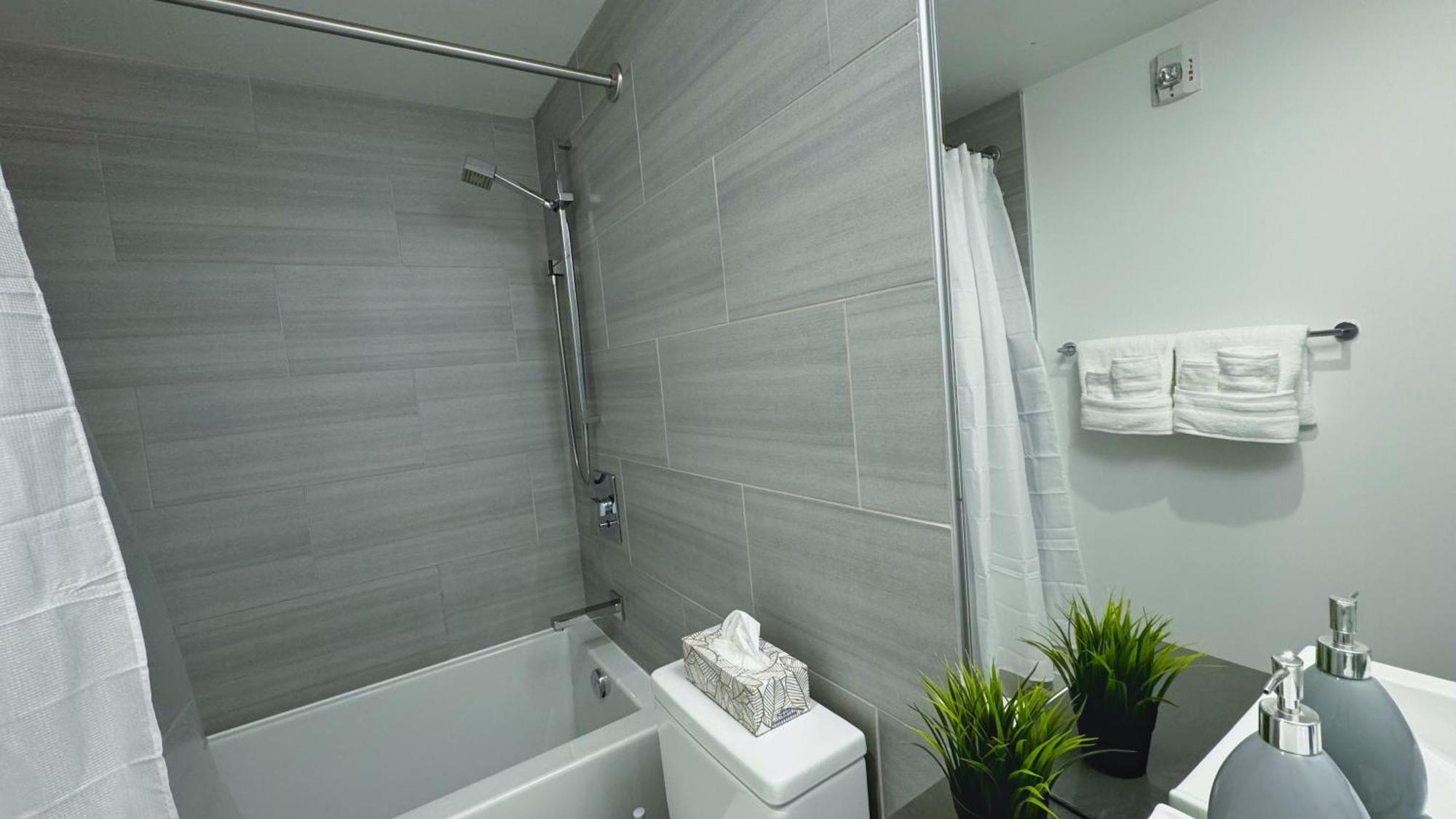 Cozy 1Br Apt - Downtown Winnipeg Exteriör bild